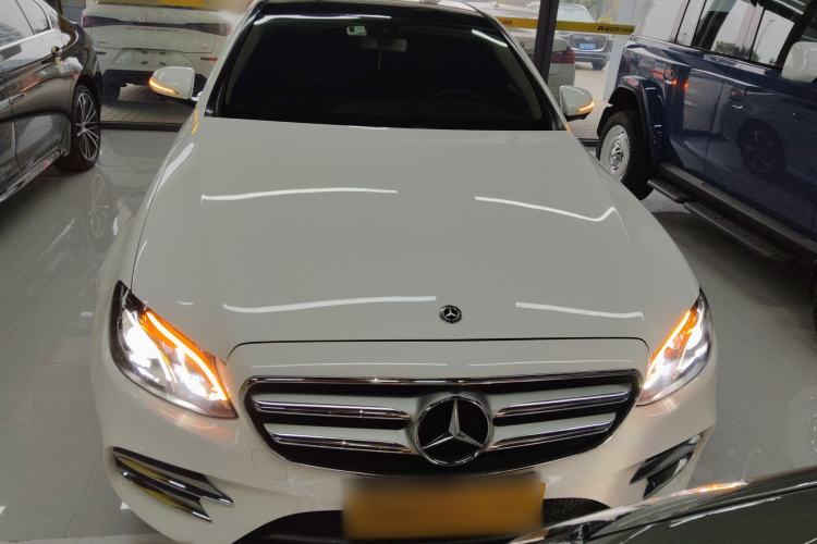 Used Mercedes-Benz E-Class 2019 E 300 L Sporty and Stylish Model
