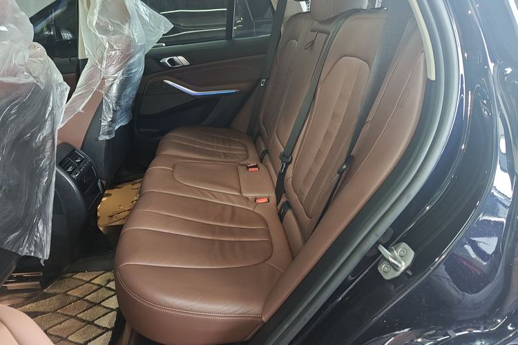 Used BMW X5 2022 xDrive40i M Sport Package
