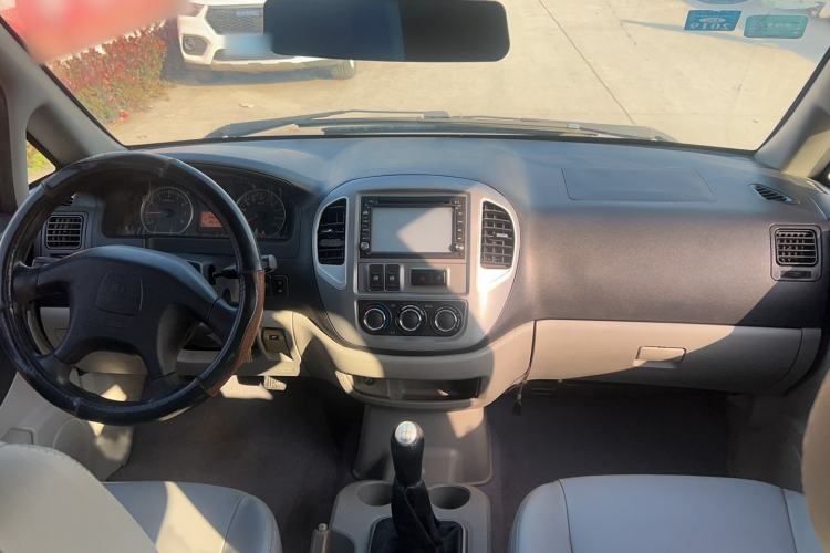 Used FORTHING Lingzhi 2015 M3 1.6L 7-Seater Luxury Model