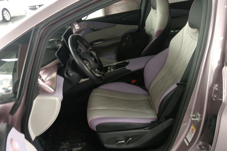 Used BYD Dolphin 2023 420 km Free Version
