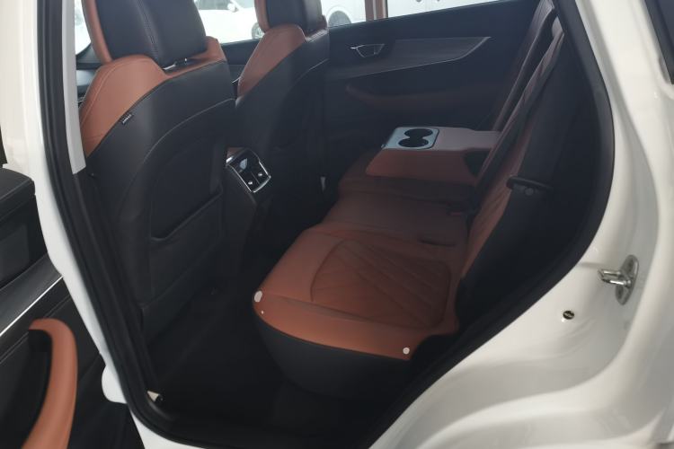 Used Chery Tiggo 8 PLUS 2021 290TGDI DCT Luxury Edition