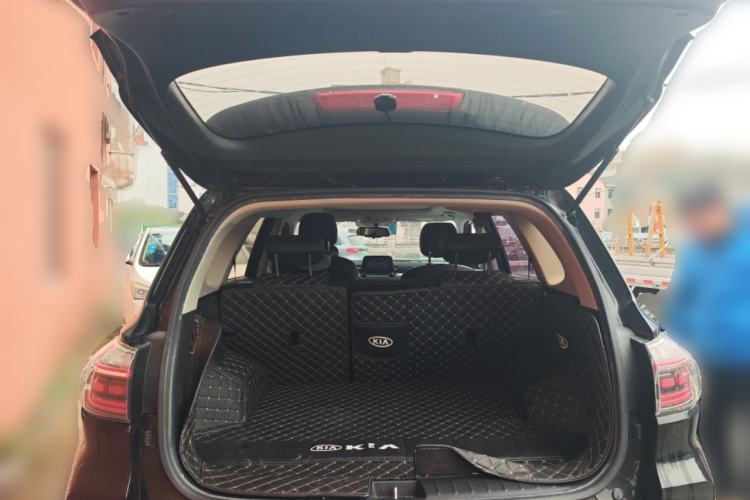 Used Kia Sportage R 2019 2.0L Automatic Smart Luxury Edition Trunk