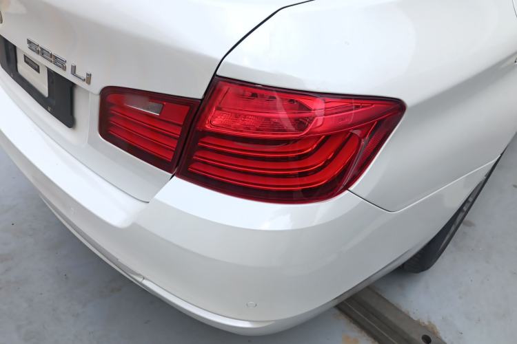 Used BMW 5 Series 2014 525Li Leading Model