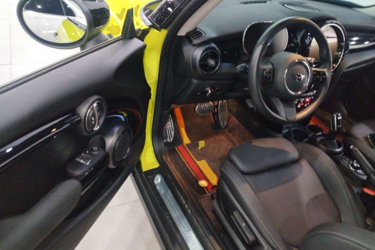 Used MINI 2023 Updated 1.5T COOPER Artist
