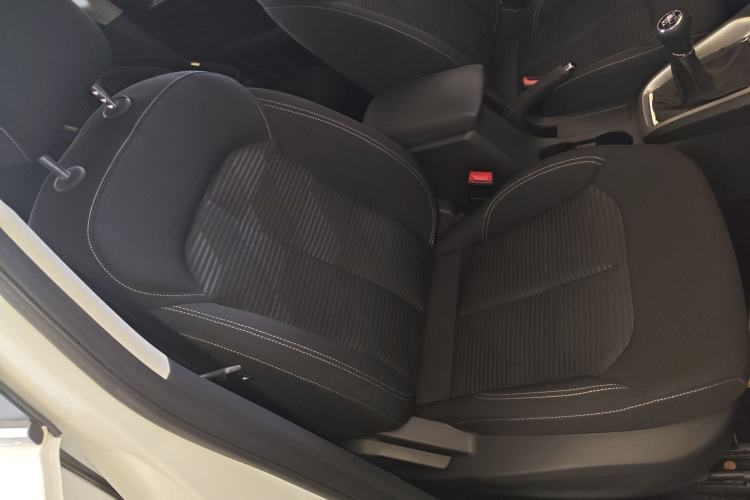 Used Roewe RX3 2020 1.6L Manual 4G Connect Super-Fresh Elite Edition