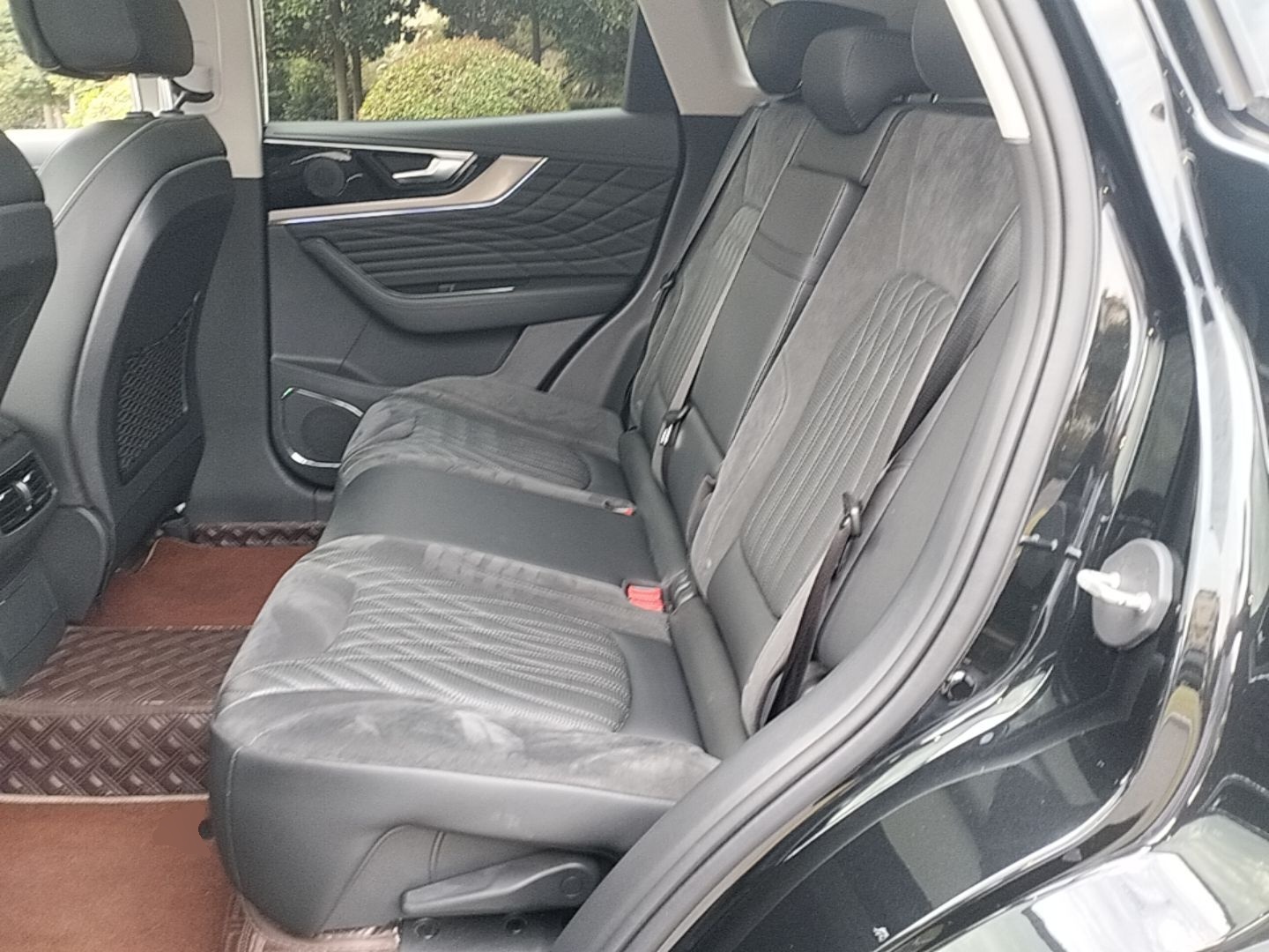Hongqi HS5 2022 Facelifted Version 2.0T Smart Connect Flagship All-Wheel-Drive Edition — снимка 20