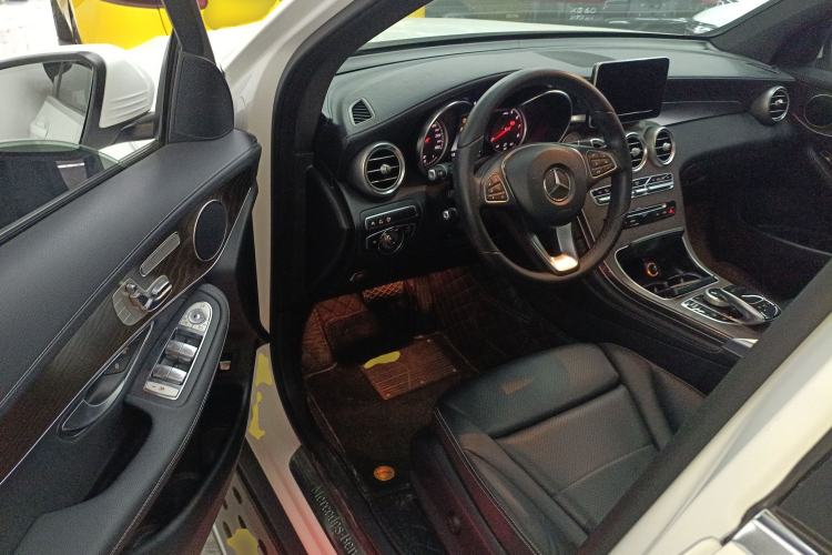 Used Mercedes-Benz GLC 2017 GLC 300 4MATIC Sport Edition
