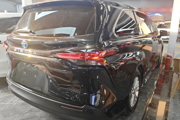 Used Toyota SIENNA 2021 2.5L Hybrid Comfort Edition