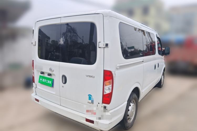 Used SAIC MAXUS Xintu V80 2024 Aotong Value Edition 6AMT Short Wheelbase Ultra-Low Roof 127 Ps 5/6 Seats