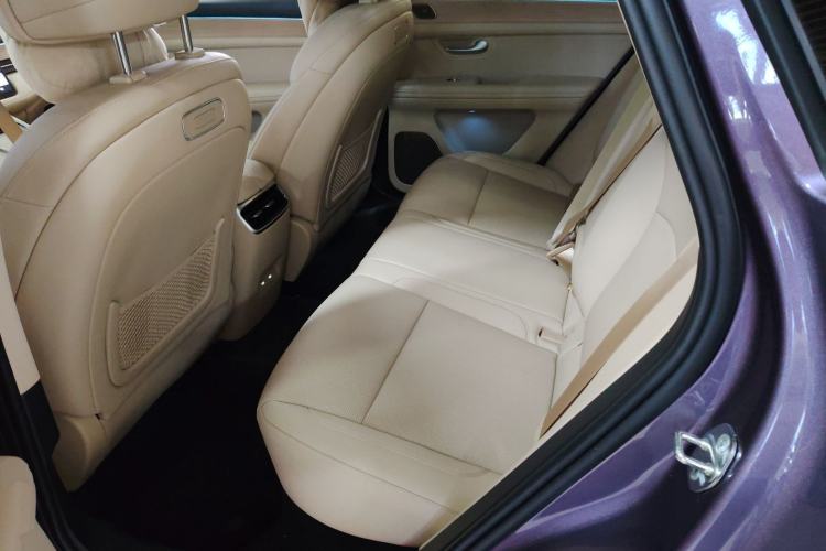 Used Hima AITO M5 2025 Extended-Range Ultra All-Wheel-Drive Version
