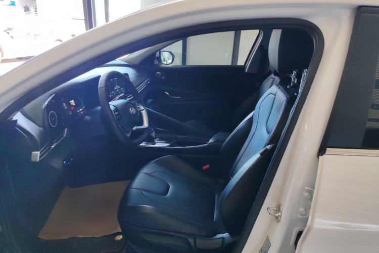 Used Hyundai Elantra 2023 1.5L CVT GLX Elite Edition
