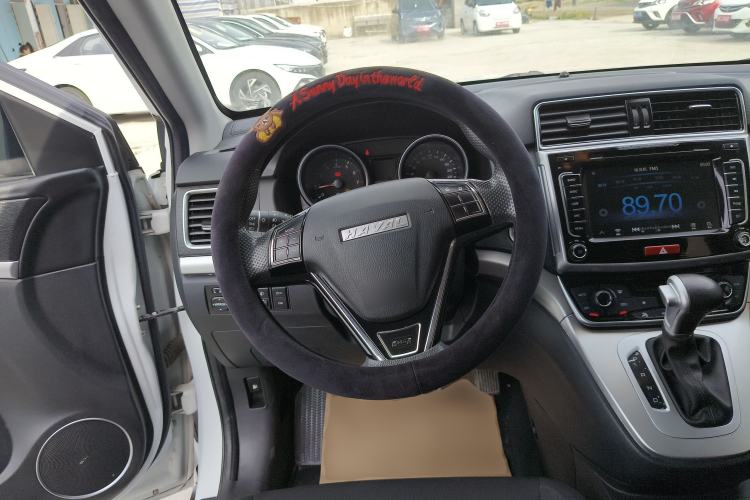 Used Haval M6 2018 Revised Version 1.5T DCT Two-Wheel Drive Urban Style
