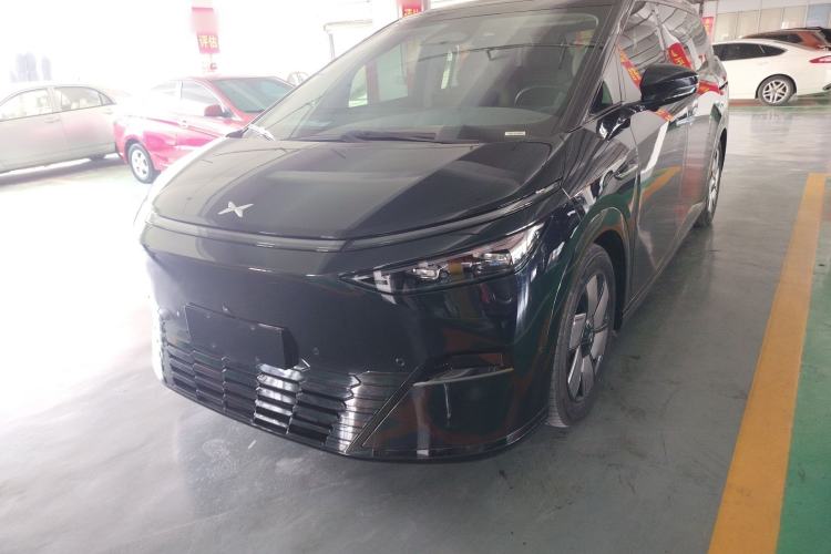 Used XPeng X9 2024 702 Ultra-Long Range Pro