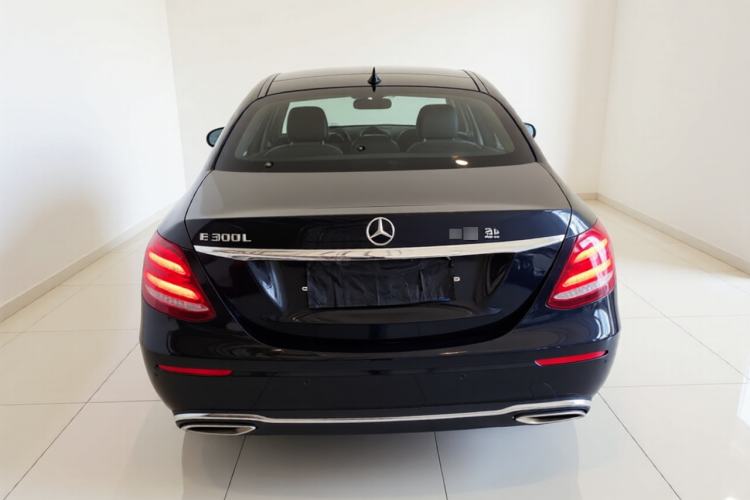 Used Mercedes-Benz E-Class 2020 E 260 L
