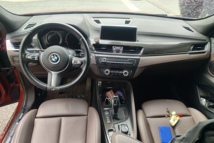 Used BMW X2 2020 sDrive25i Leading Model M Sport Package Center Console