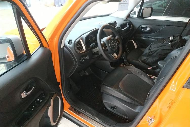 Used Jeep Renegade 2016 1.4T Automatic Smart Edition
