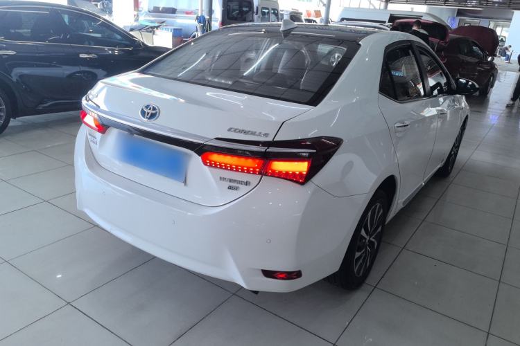 Used Toyota Corolla 2017 Revised Dual-Engine 1.8L E-CVT Elite Edition