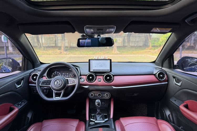 Used Dongfeng Fengon 500 2021 1.5L CVT Enjoyment Version