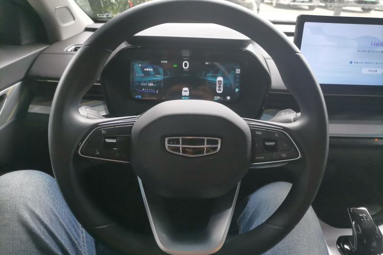 Used Geely Auto Emgrand L HiP 2024 Longteng Edition 1.5TD-DHT Pro 100KM Superior Model Steering Wheel