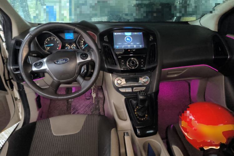 Used Ford Focus 2012 Sedan 1.6L Manual Fashion Edition