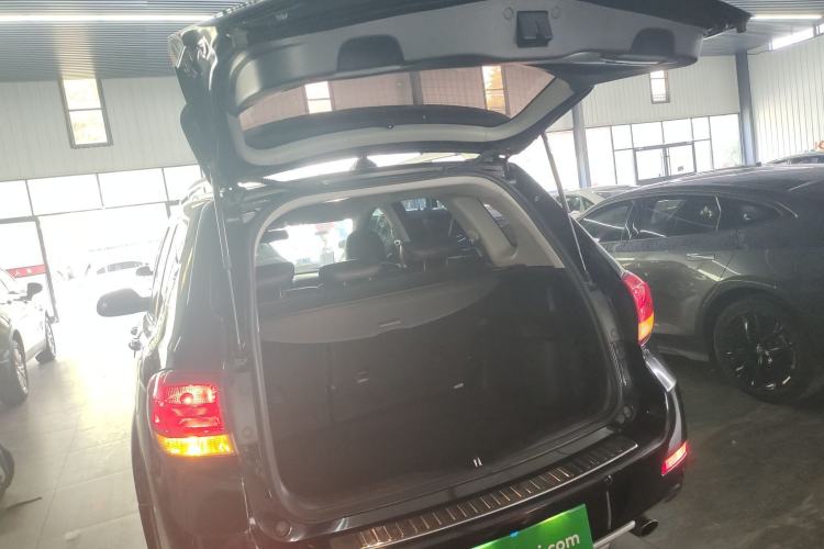 Used Haval H6 2013 Upgraded Model 1.5T Manual Two-Wheel Drive Elite Version
