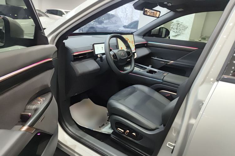 Used Dongfeng eπ eπ008 2024 210Max Range-Extended Version 6 Seats