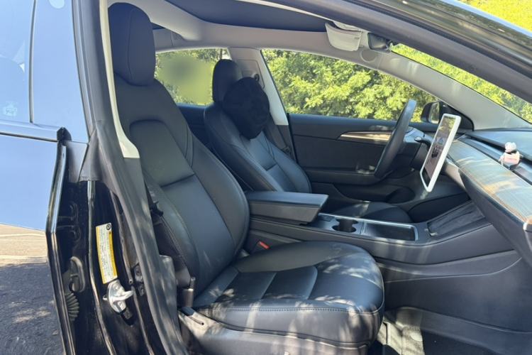 Used Tesla Model 3 2022 Rear-Wheel-Drive Version