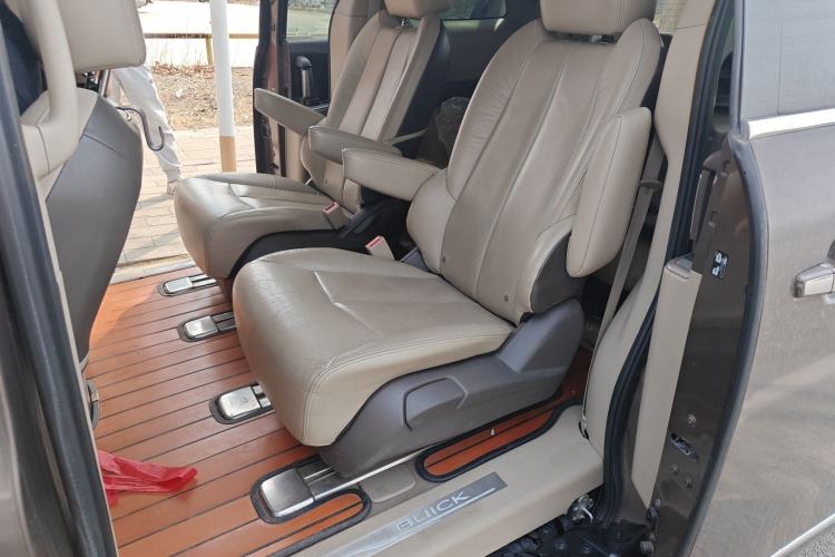 Used Buick GL8 2011 3.0L XT Luxury Business Flagship Edition
