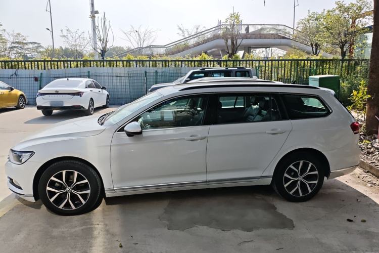 Used Volkswagen Variant 2018 380TSI Two-Wheel Drive Comfort Edition