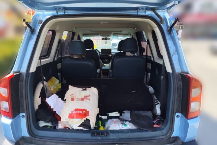 Used SWM Dahu EDi 2023 EDi 1.5L Luxury Model 7 Seats Trunk