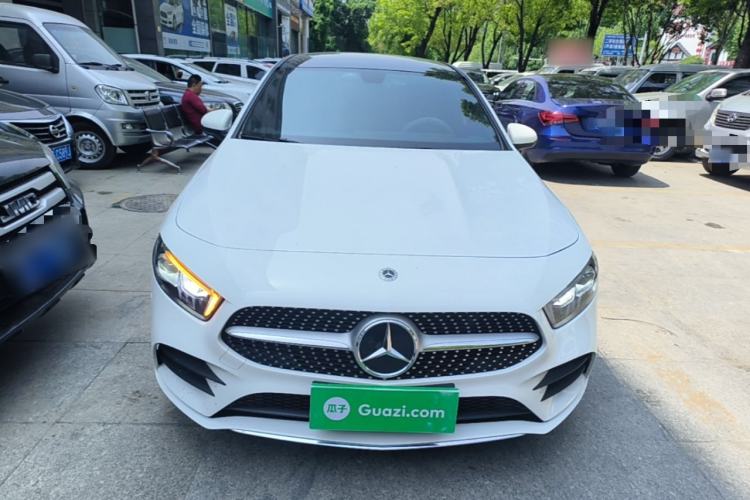 Used Mercedes-Benz A-Class 2022 Revised Version A 200 L Sport Sedan Fashionable Style