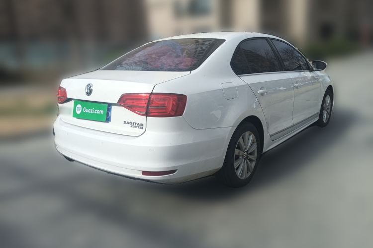 Used Volkswagen Sagitar 2015 230TSI Automatic Comfort Version Rear Right 45 Deg