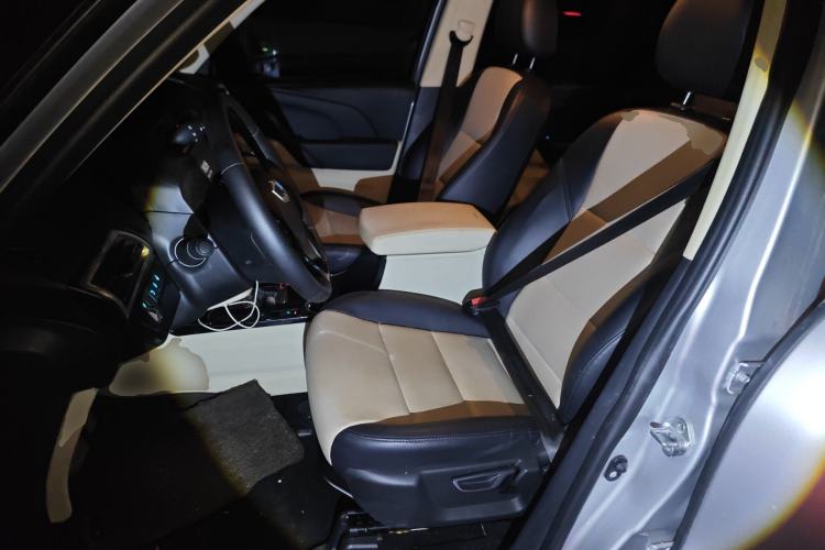 Used SINOGOLD GM3 2018 B-Series Left Front Seat