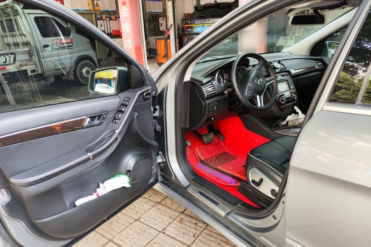 Used Mercedes-Benz R-Class 2010 R 350 L 4MATIC