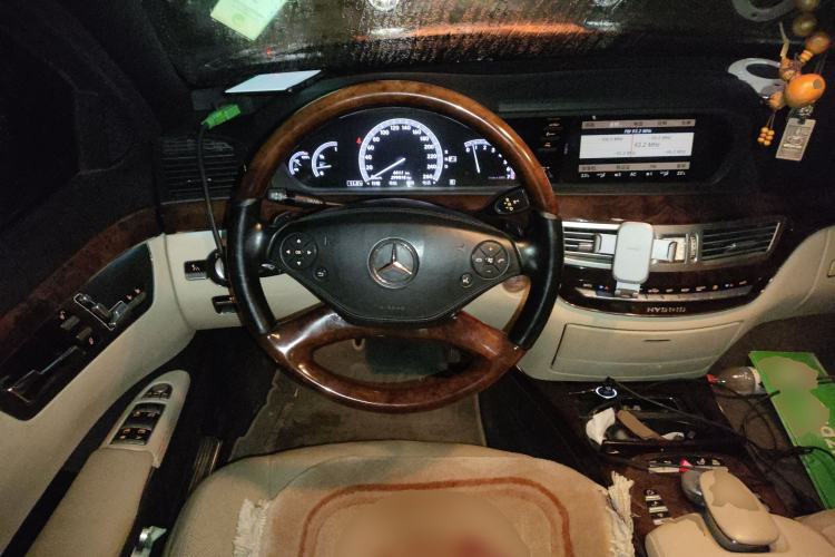 Used Mercedes-Benz S-Class 2010 S 400 L HYBRID Steering Wheel