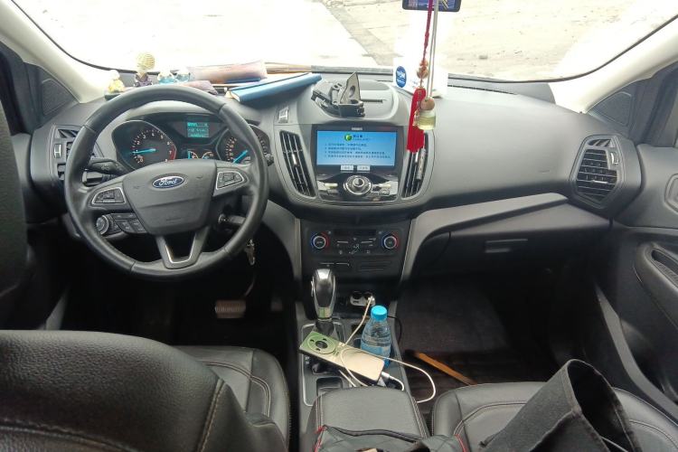 Used Ford Kuga 2018 EcoBoost 180 Two-Wheel-Drive Platinum Edition
