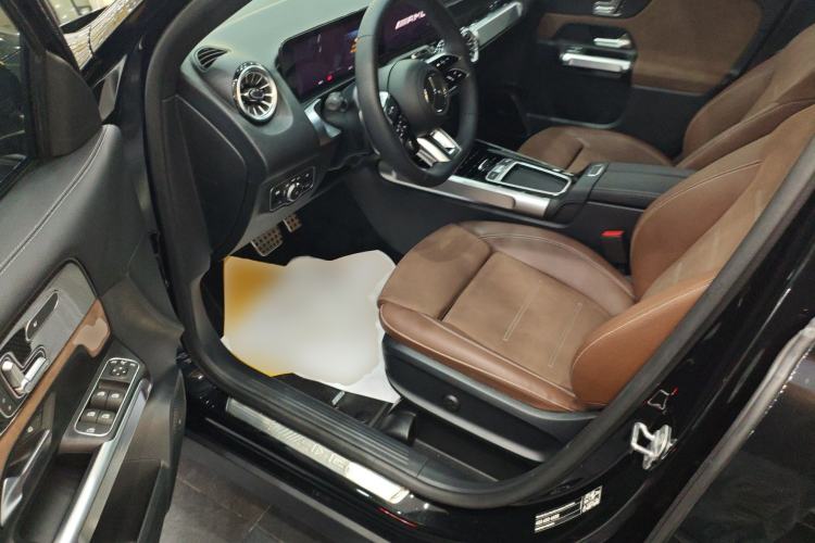 Used Mercedes-Benz GLB AMG 2024 AMG GLB 35 4MATIC
