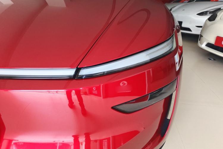 Used Tesla Model Y 2025 Rear-Wheel-Drive Version