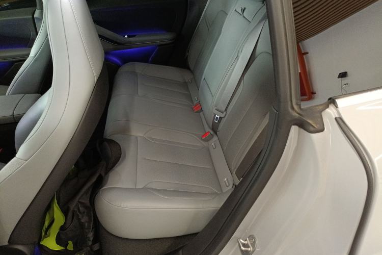 Used Nio ET5T 2023 75 kWh Touring Left Rear Seat