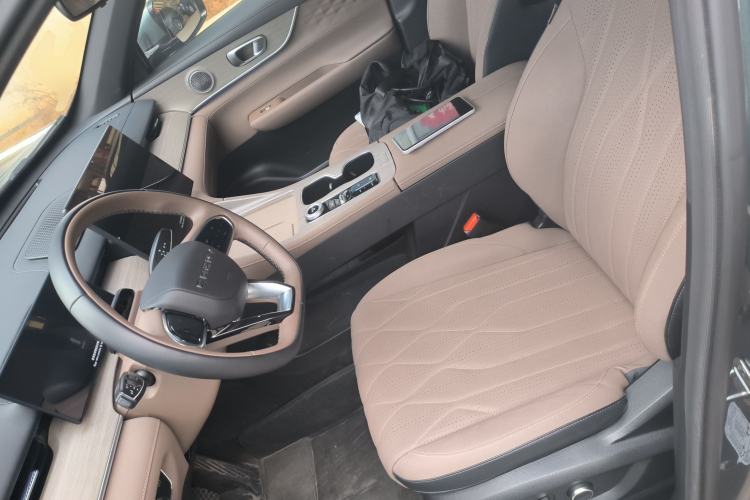 Used Chery Tiggo 8 PLUS 2025 290TGDI DCT Prestige 5-Seater