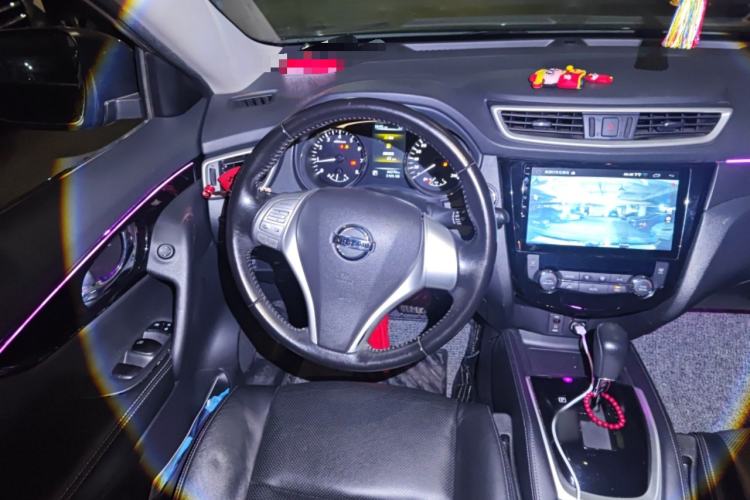 Used Nissan X-Trail 2014 2.0L CVT Comfort Edition 2WD Steering Wheel