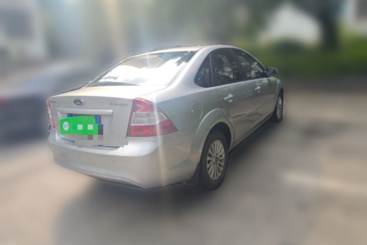 Used Ford Focus 2013 Sedan Classic 1.8L Automatic Fashion Edition
