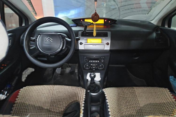 Used Citroen C-Quatre 2011 Sedan 1.6L Manual Fashion Edition Center Console