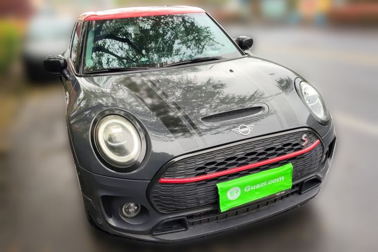 Used MINI Clubman 2021 2.0T COOPER S Front Right 45 Deg