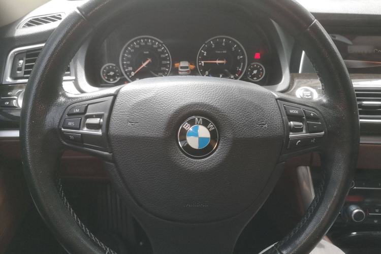 Used BMW 5 Series GT 2015 528i Leading Model