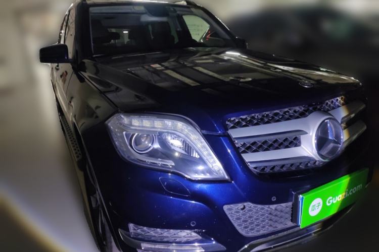 Used Mercedes-Benz GLK-Class 2013 GLK 300 4MATIC Fashion Model Front Right 45 Deg