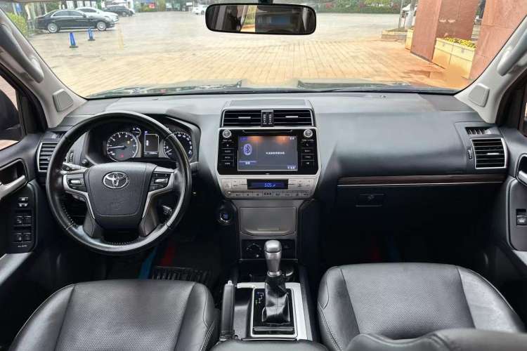 Used Toyota Prado 2019 3.5L Automatic TX-L Deluxe Edition with Rear-Mounted Spare Tire