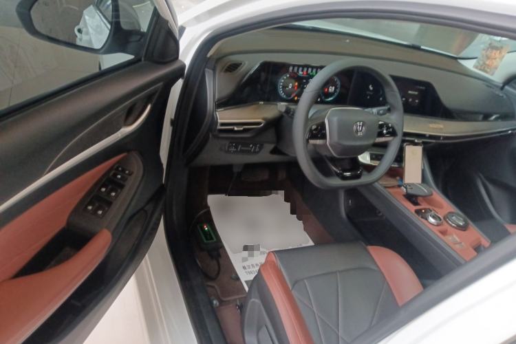 Used Changan Eado 2024 PLUS Blue Whale NE 1.4T GDI DCT High-Energy Edition
