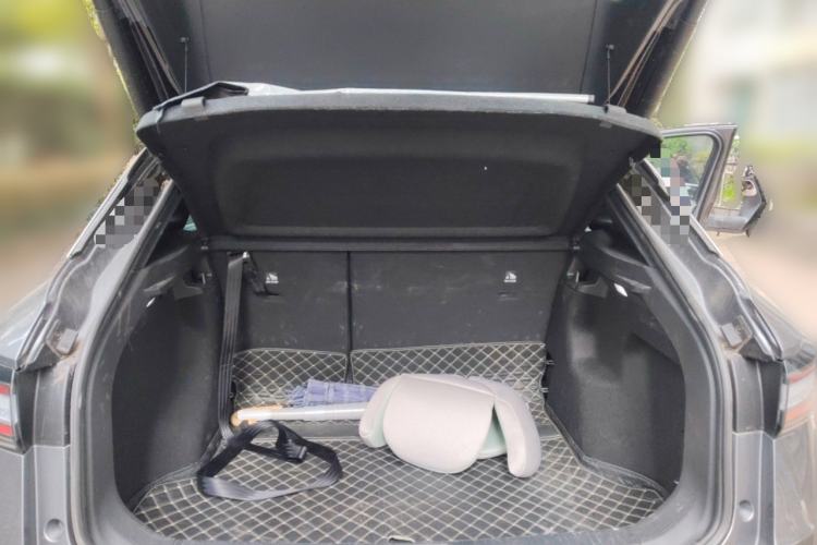 Used Volkswagen ID.4 X 2022 Pure Long-Range Version Trunk