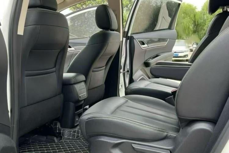 Used BYD Song MAX 2017 1.5T Automatic Smart Connect Elite 7-Seater
